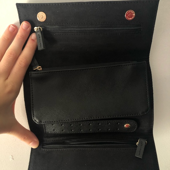 SOLD micheal kors wallet - Picture 2 of 2